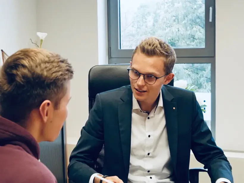 Simon Kuper im persönlichen Beratungsgespräch